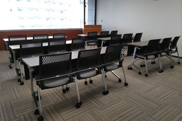 ９F ９１１会議室